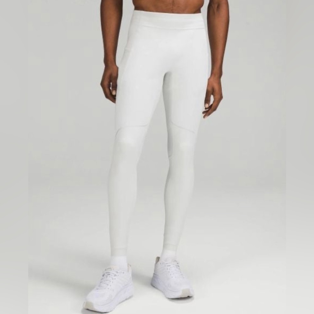 Lululemon Surge Warm Tight Small
29" in Vapor NWT